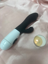Load image into Gallery viewer, Female Vibrator (Dual Stimulating)
